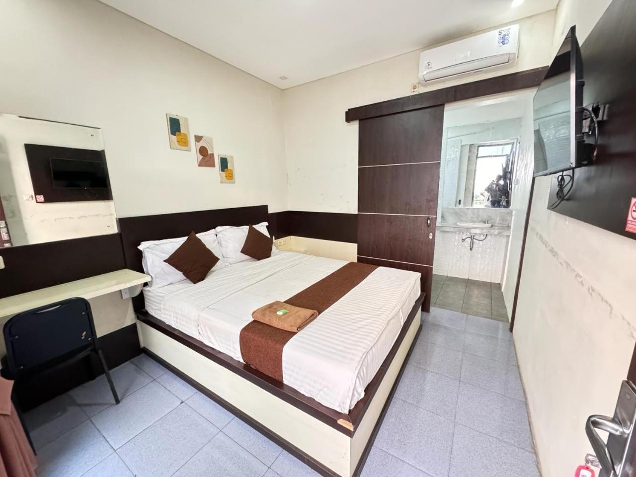 Fakhira Residence Hotel Cianjur Ngoại thất bức ảnh